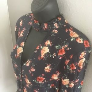 NWT Romantic Navy Blouse w Buttoned Collar & Peplum